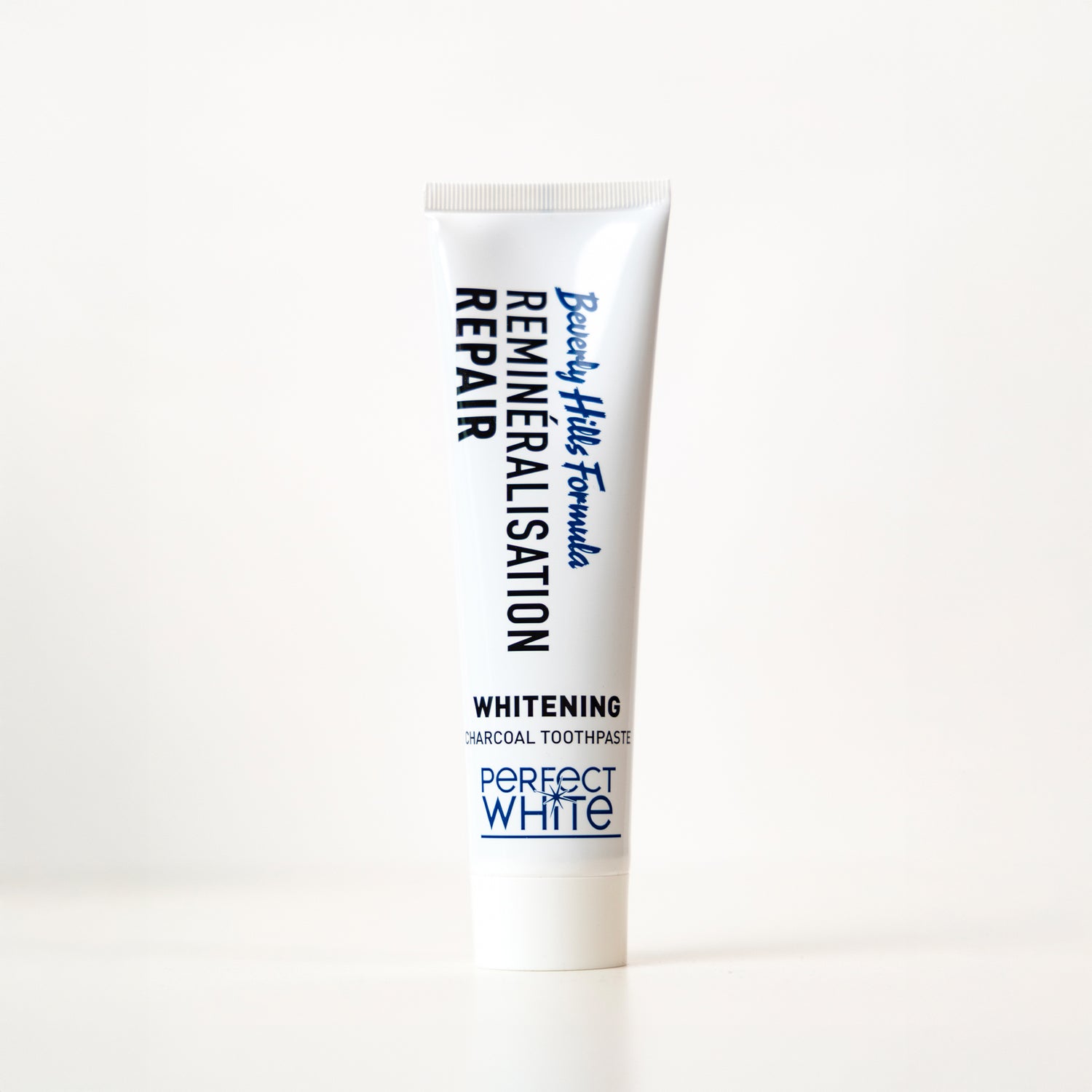 معجون أسنان بيرفكت وايت بالفحم النشط